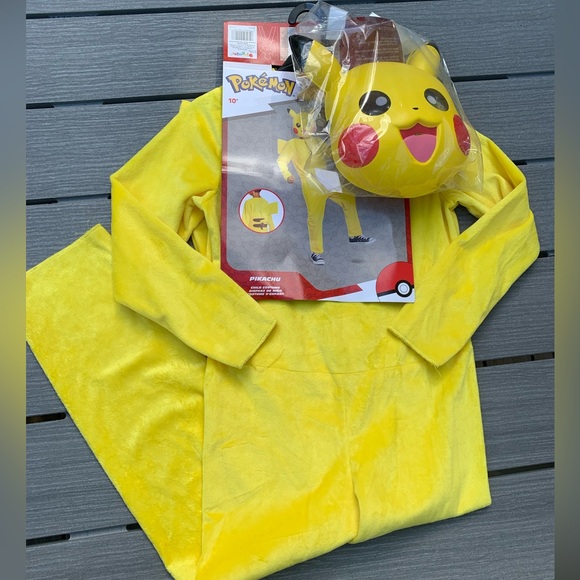 Pikachu Costume - Picture 1 of 5